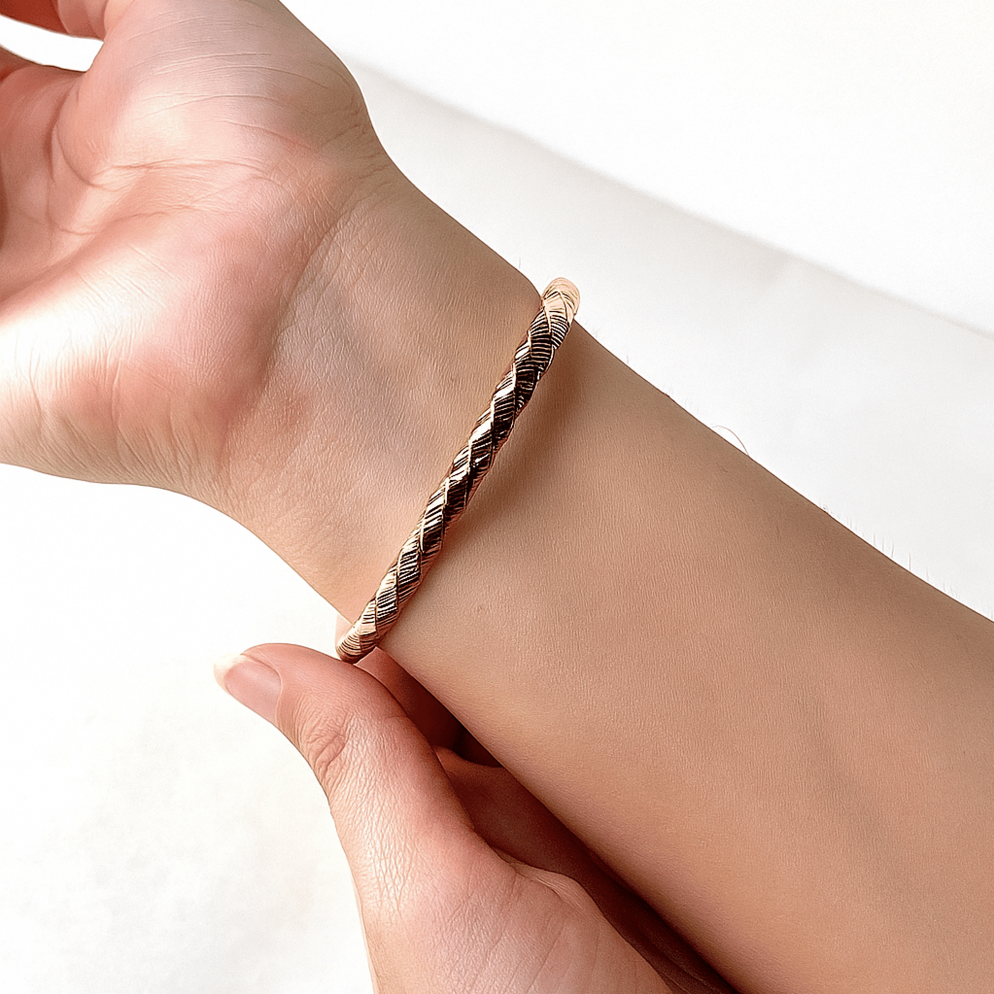 Elegant Twist Textured Gold-Plated Bracelet
