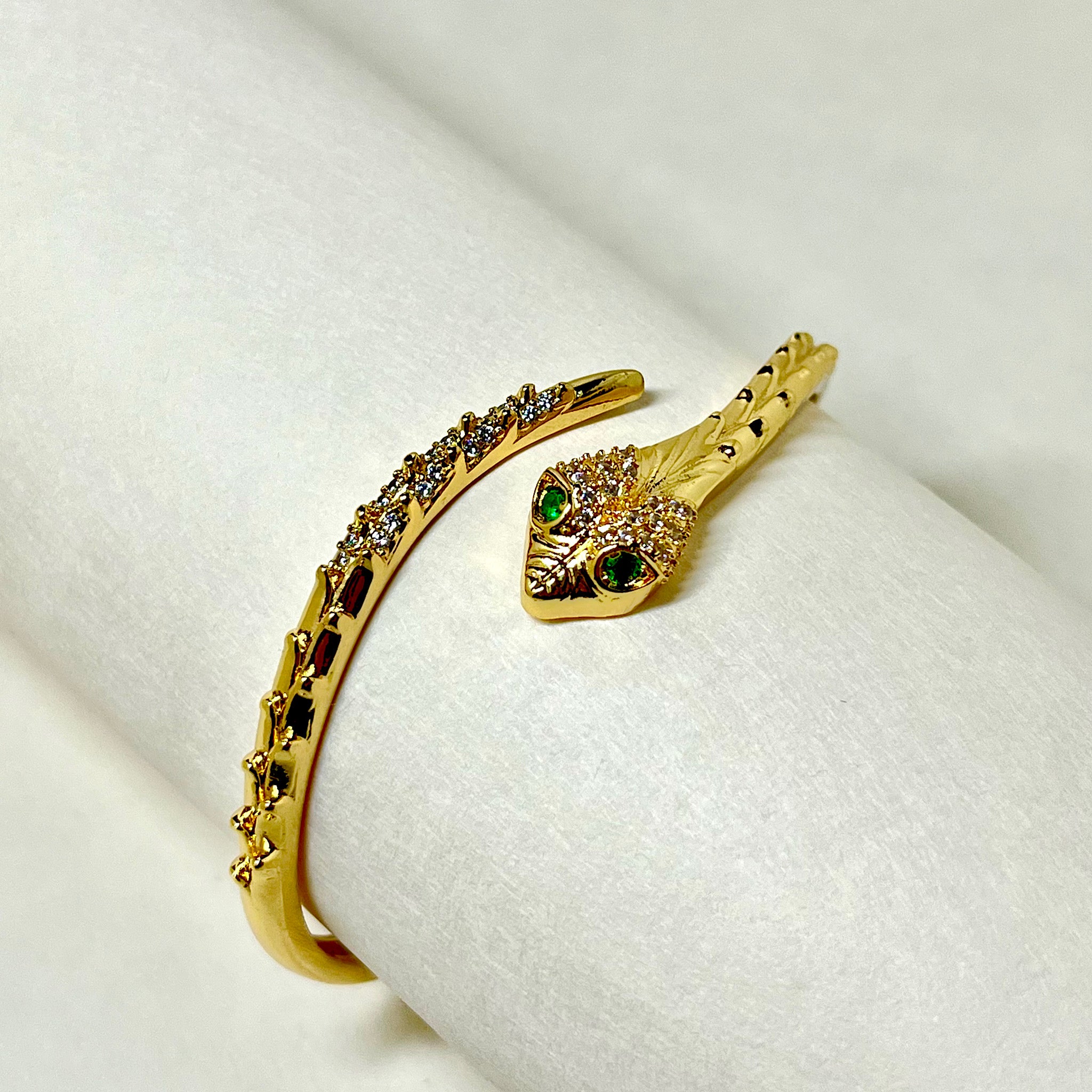 Elegant Snake Design Bracelet with Crystal Accents