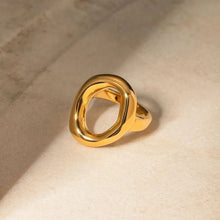 Abstract Bold Ring - KINYOI