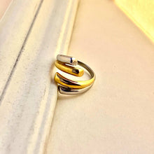 Dual - Tone Spiral Ring - KINYOI