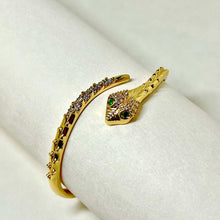 Elegant Snake Design Bracelet with Crystal Accents - KINYOI