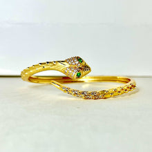 Elegant Snake Design Bracelet with Crystal Accents - KINYOI