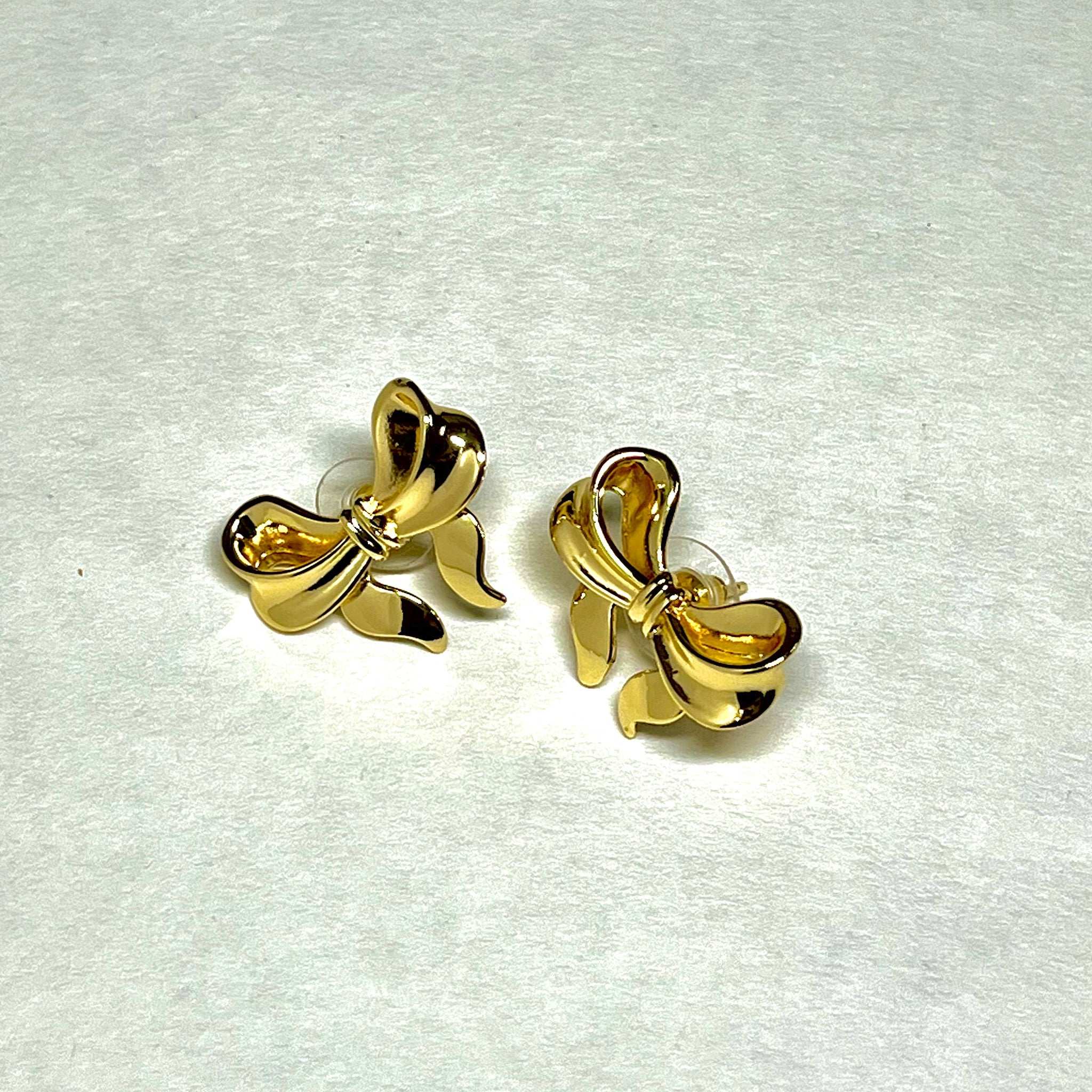 Golden Bow Stud Earrings - KINYOI