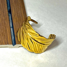 Golden Stack Leaf Cuff Bracelet - KINYOI