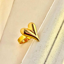 Heart Statement Ring - KINYOI