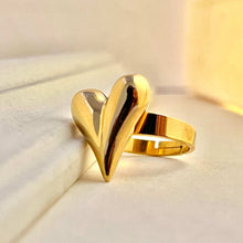 Heart Statement Ring - KINYOI