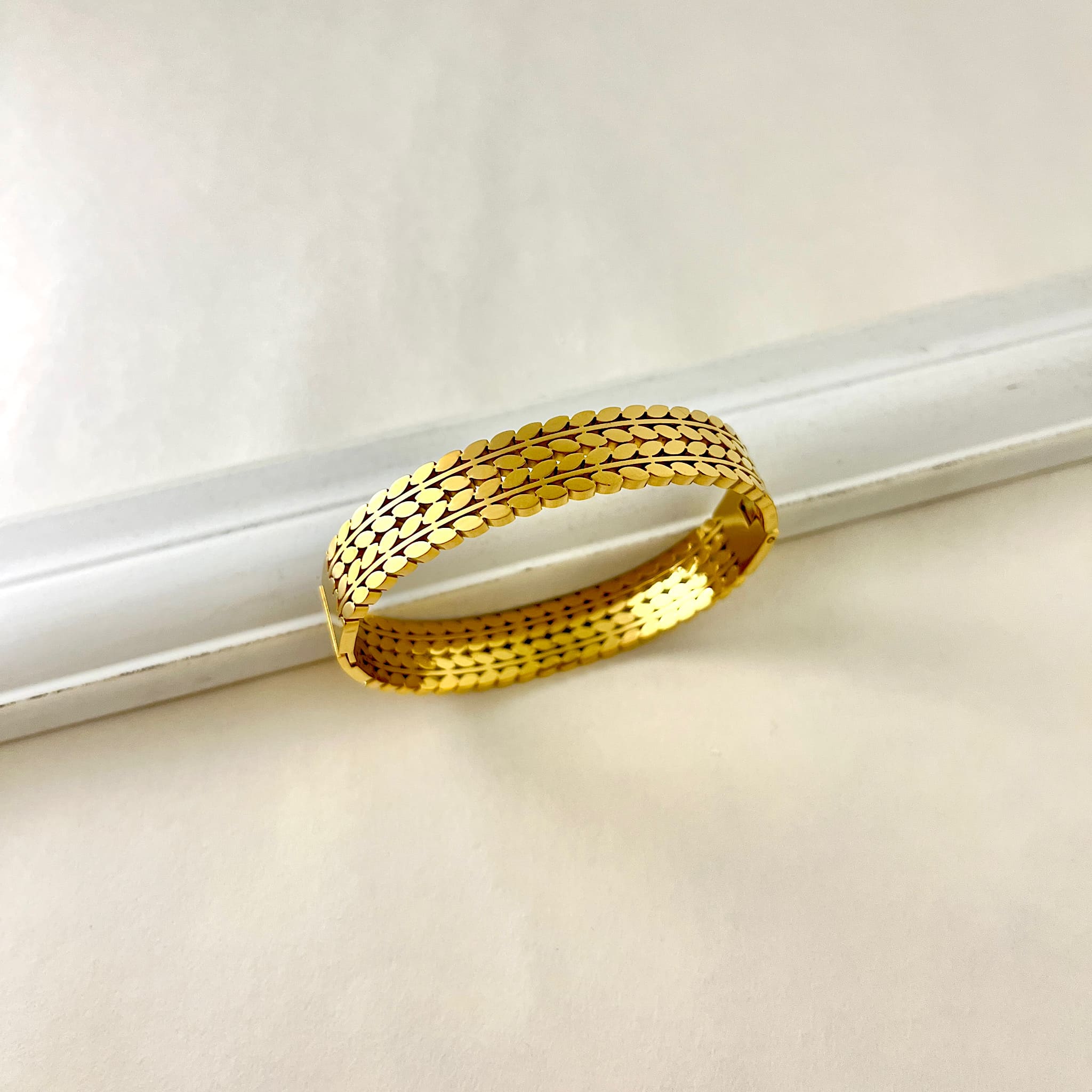 Mesh Gold - Plated Bracelet - KINYOI