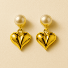 Pearl Heart Stud Earrings - KINYOI