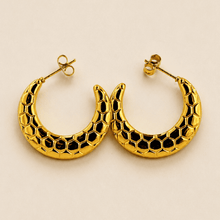 Serpentine Luxe Hoops – Anti Tarnish Gold Finish - KINYOI