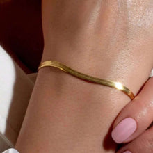 Snake Charm Bracelet - KINYOI