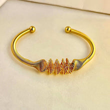 Spiral Cuff Bracelet - KINYOI
