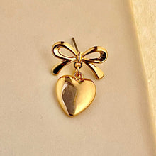 Wrapped With Love Stud Earrings - KINYOI